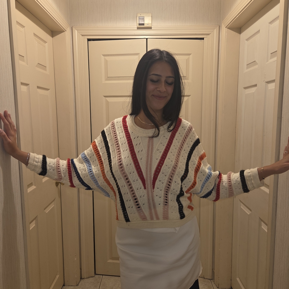 Cropped Dolman Sleeve Sweater SM/M